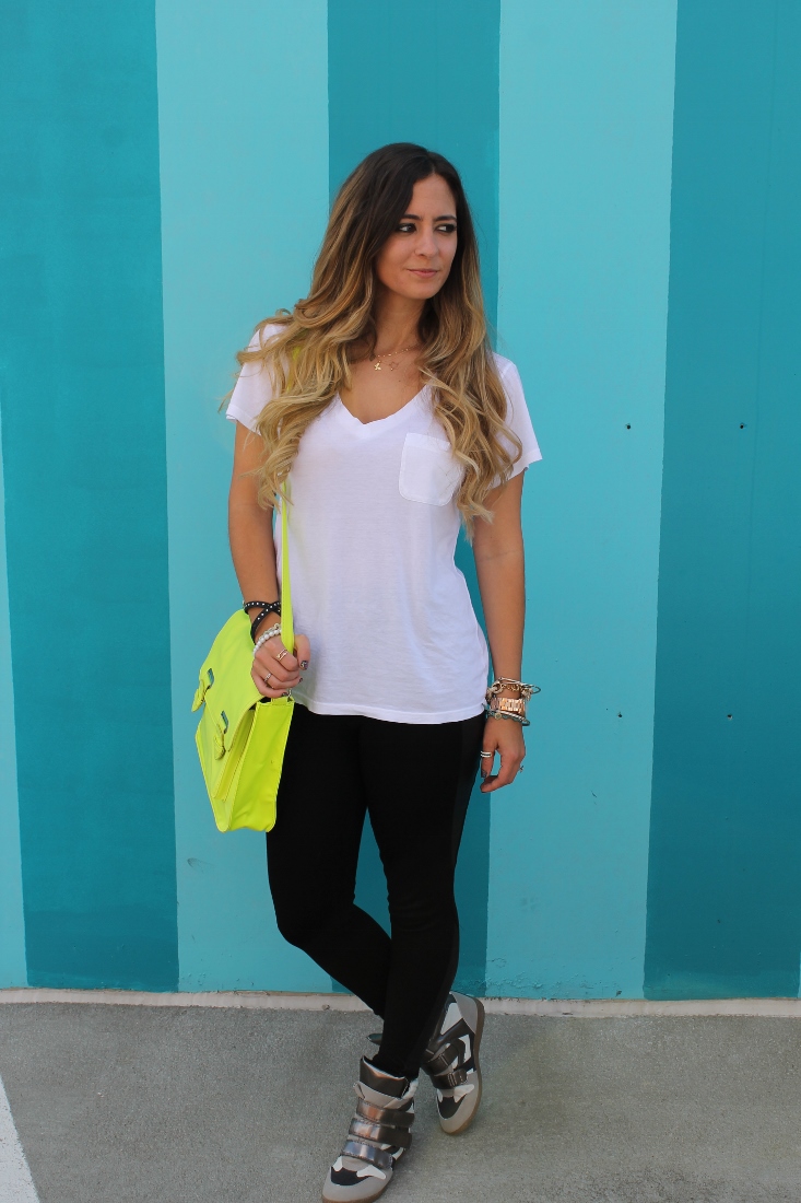 Wedge 2025 sneakers outfit